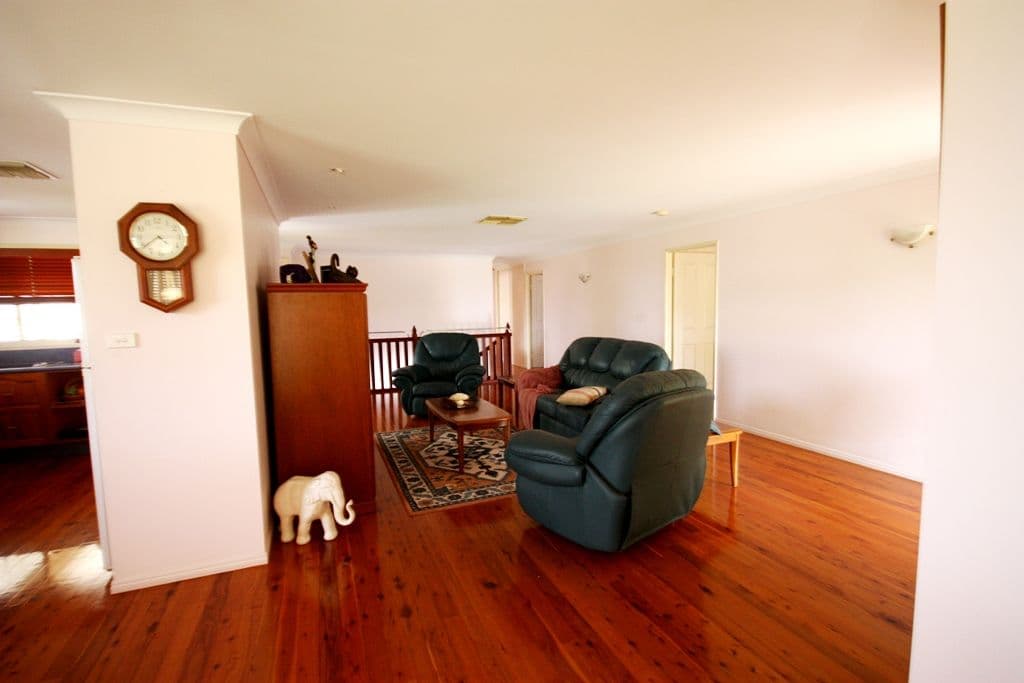 6 Clarke Drive, BILOELA QLD 4715, Biloela - Thumbnail 3