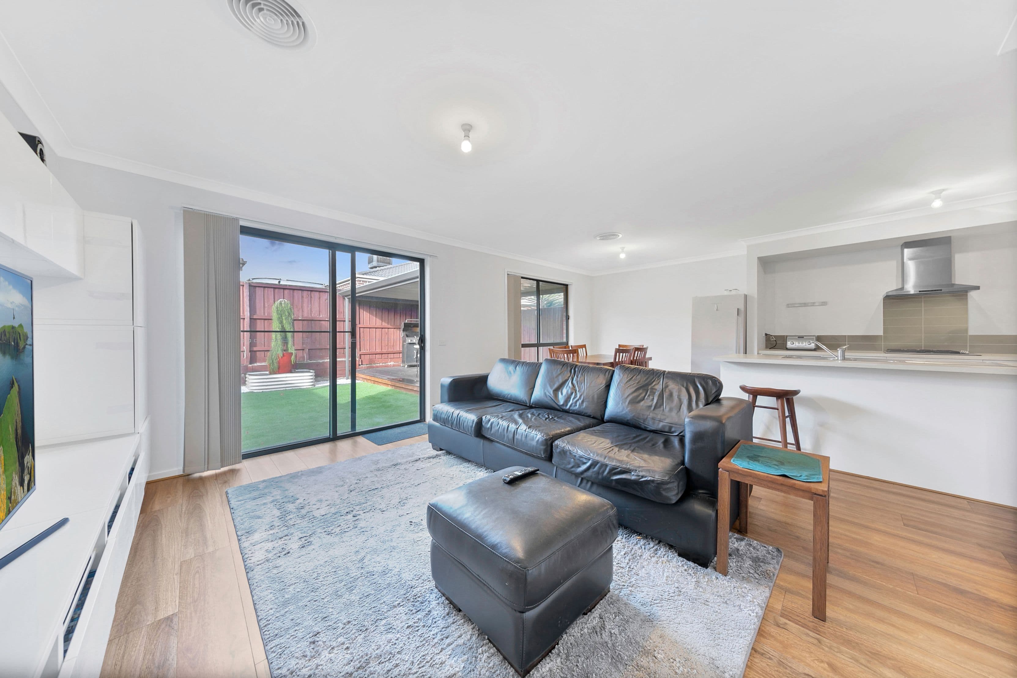 14 Pisa Way, Mernda VIC 3754, Mernda - Thumbnail 7