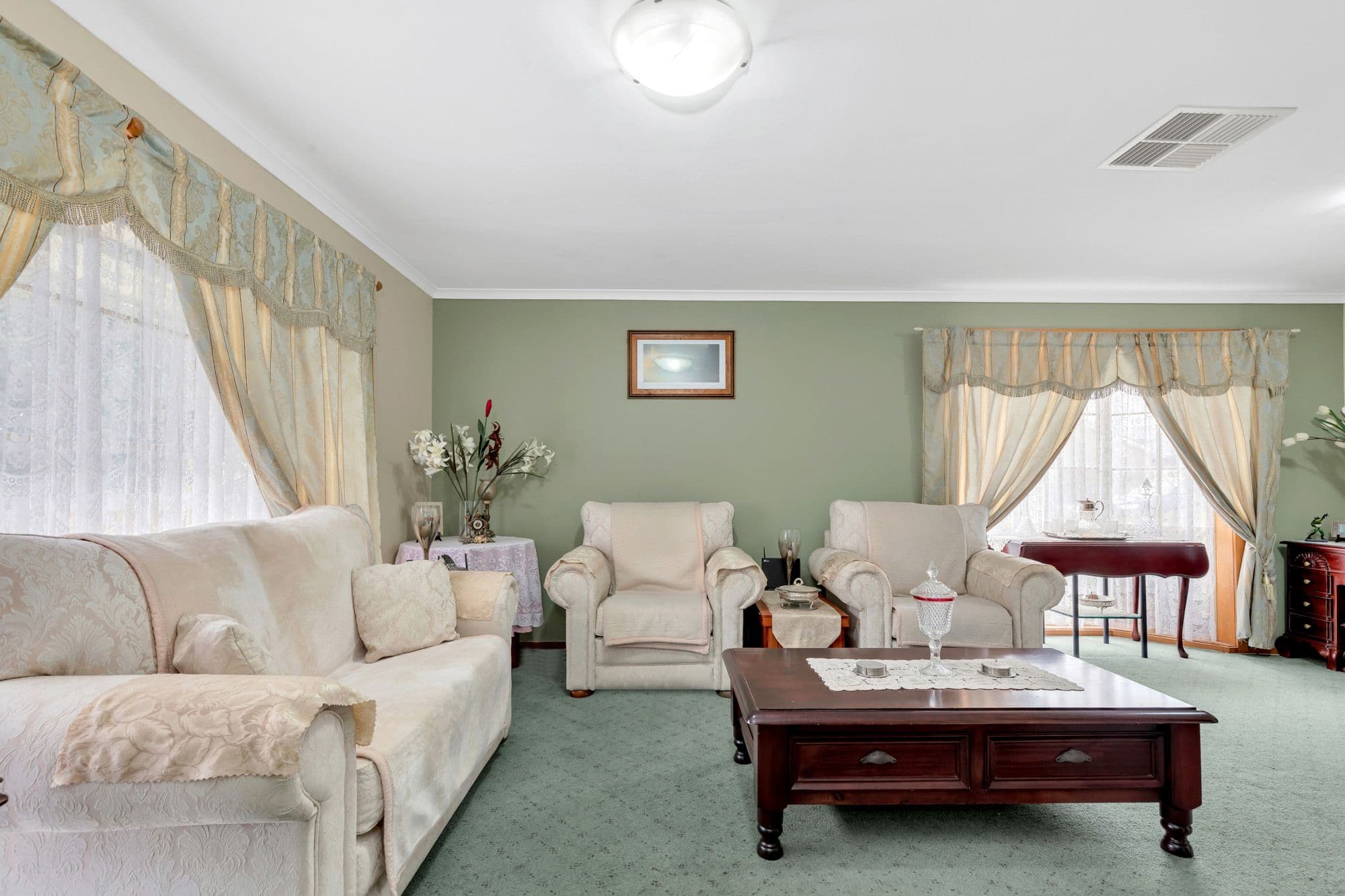 32 Townville Crescent, Hoppers Crossing VIC 3029, Hoppers Crossing - Thumbnail 3