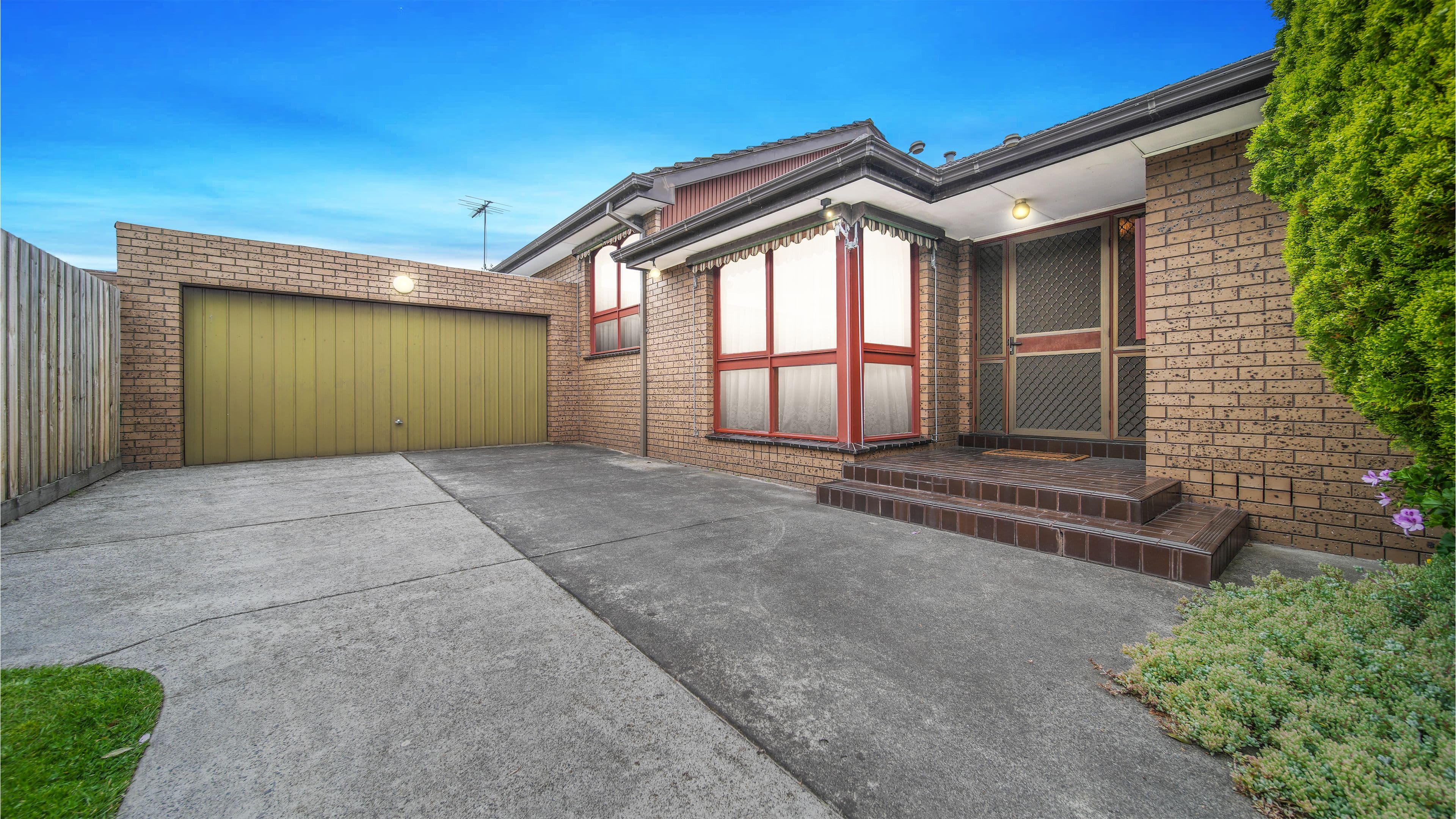 21 Blamey Street, Noble Park VIC 3174, Noble Park - Thumbnail 2