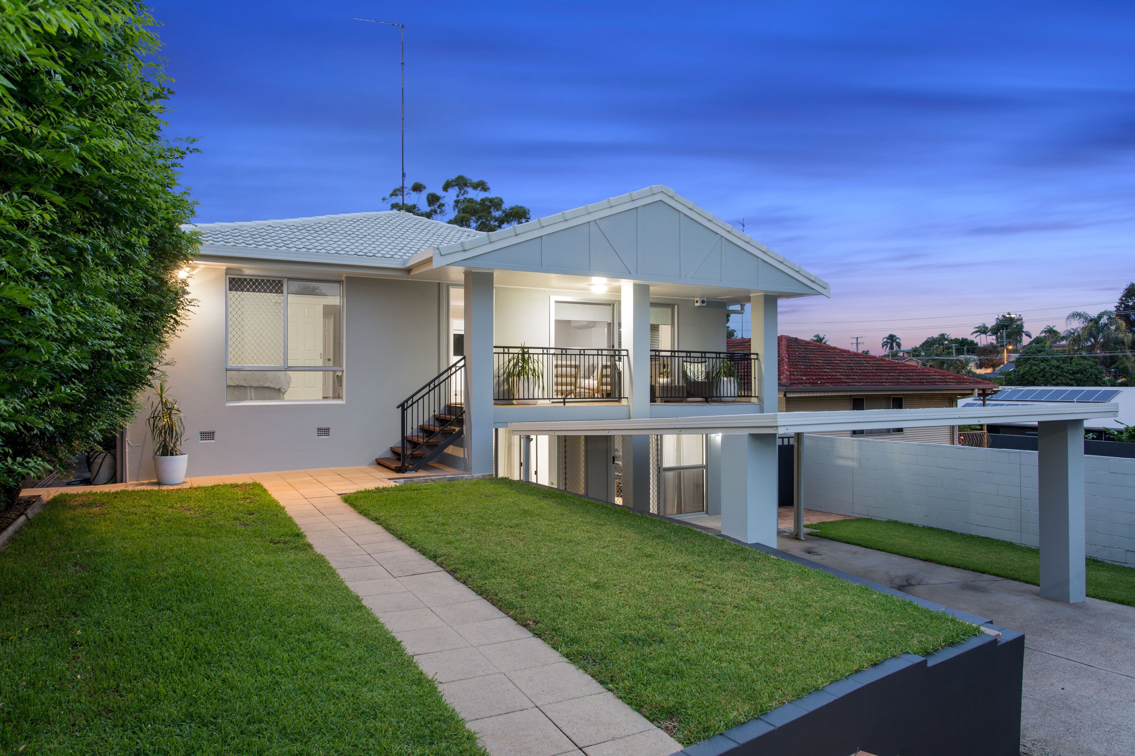 33 Pilliga Street, Southport QLD 4215, Southport - Image 1