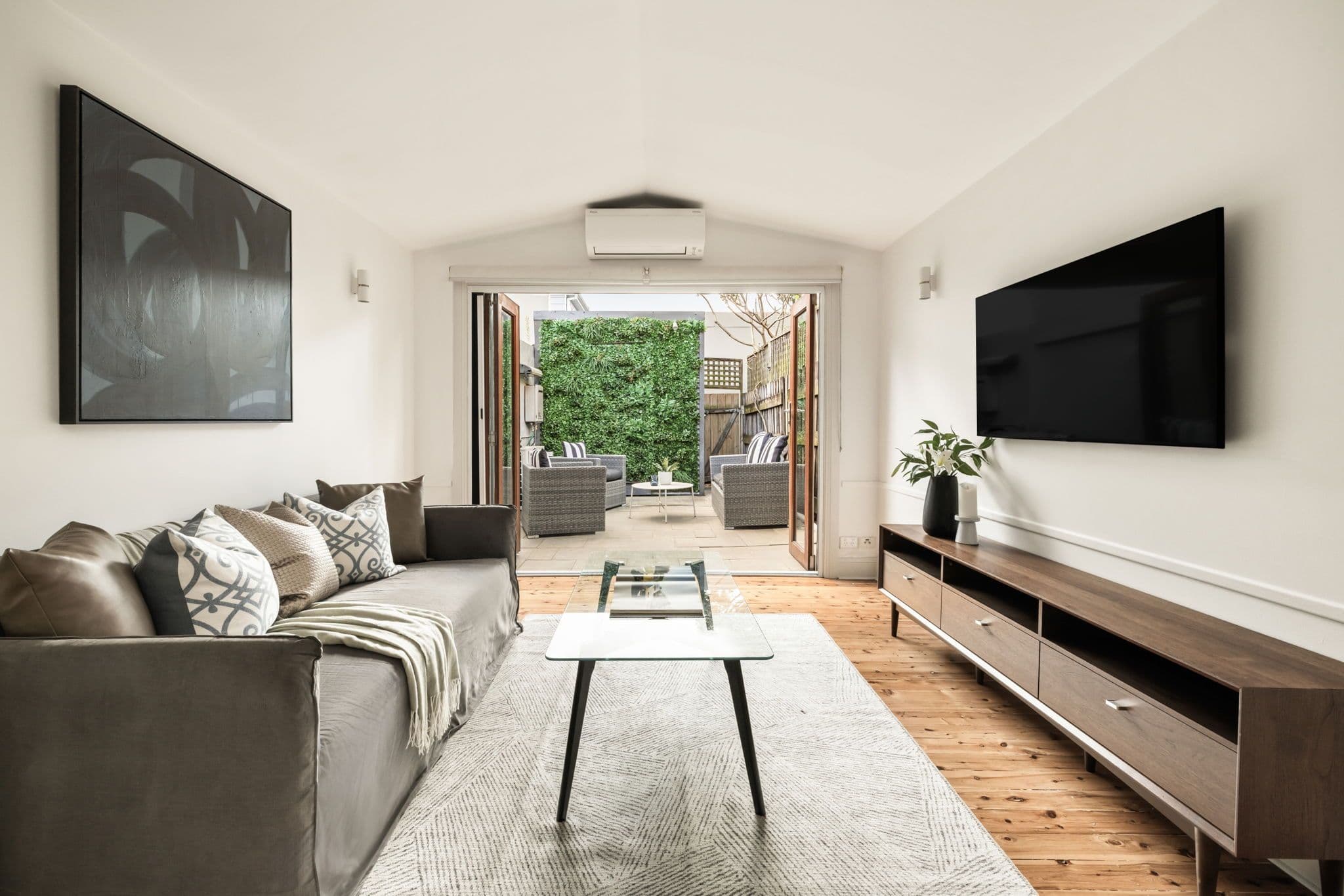 77 Boronia Street, Redfern NSW 2016, Redfern - Thumbnail 2