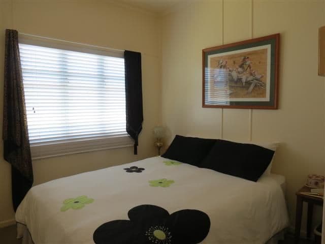 6 Queen Street, ROMA QLD 4455, Roma - Thumbnail 7