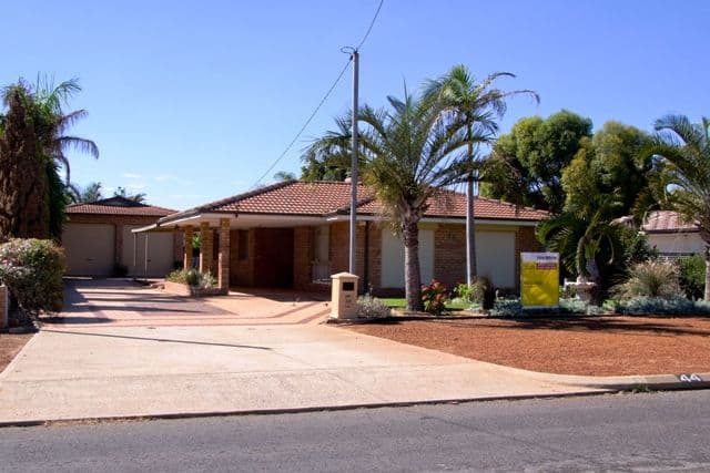 44 Harrison Street, BLUFF POINT WA 6530, Bluff Point - Thumbnail 2