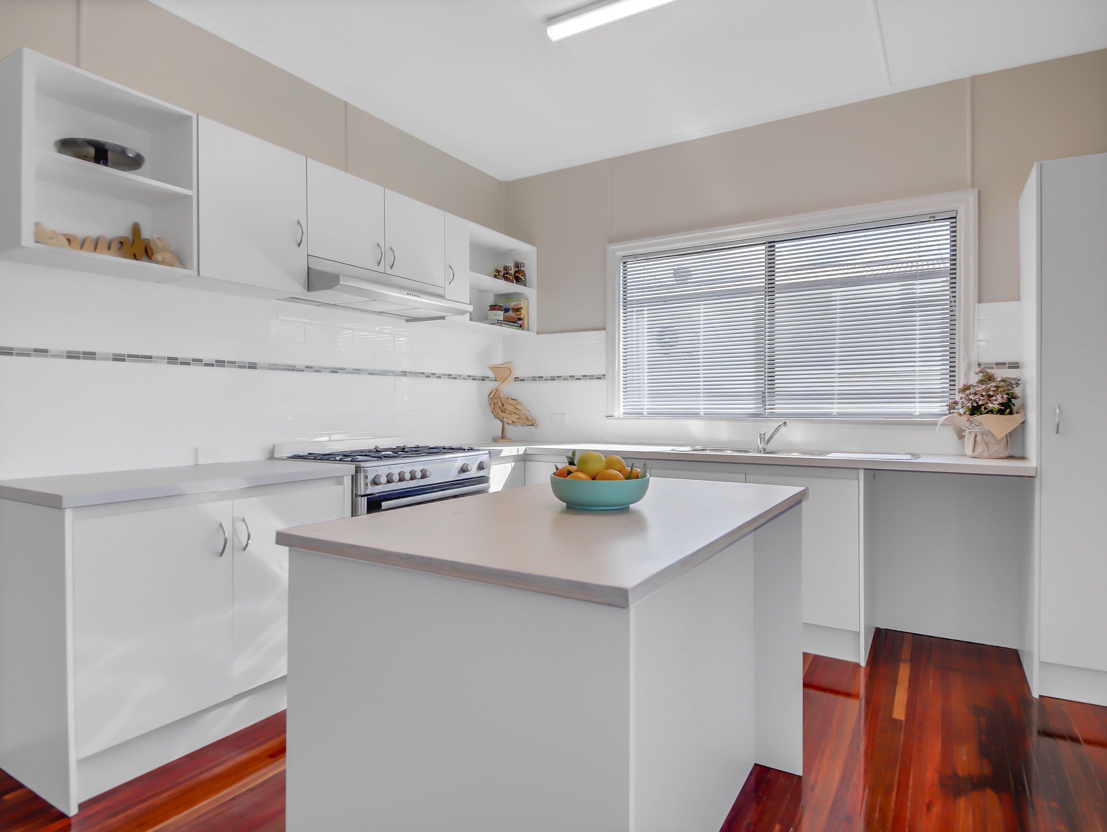 27 Dalglish Street, Maryborough QLD 4650, Maryborough - Thumbnail 2