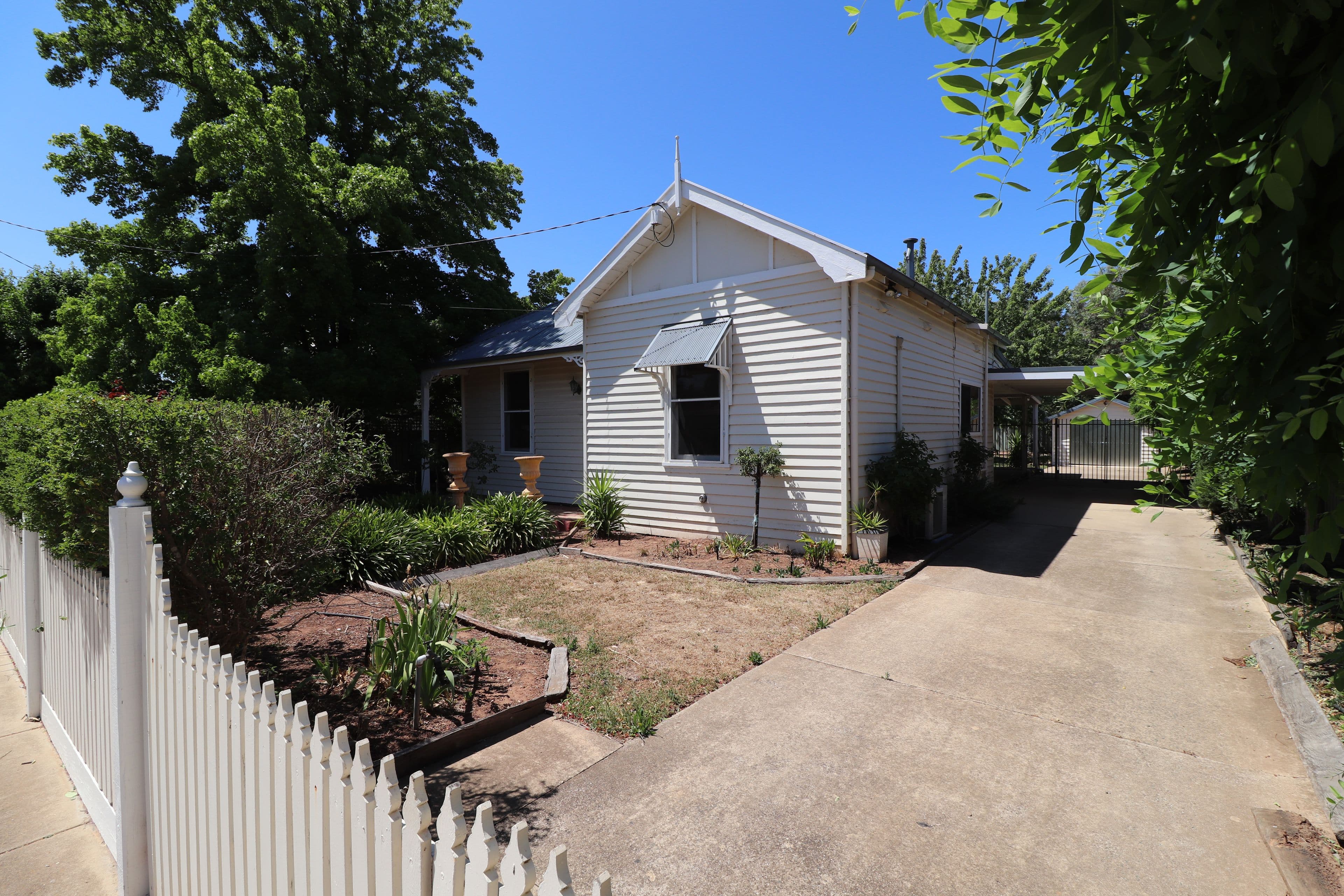 12 Hughes Street, Tatura VIC 3616, Tatura - Thumbnail 2