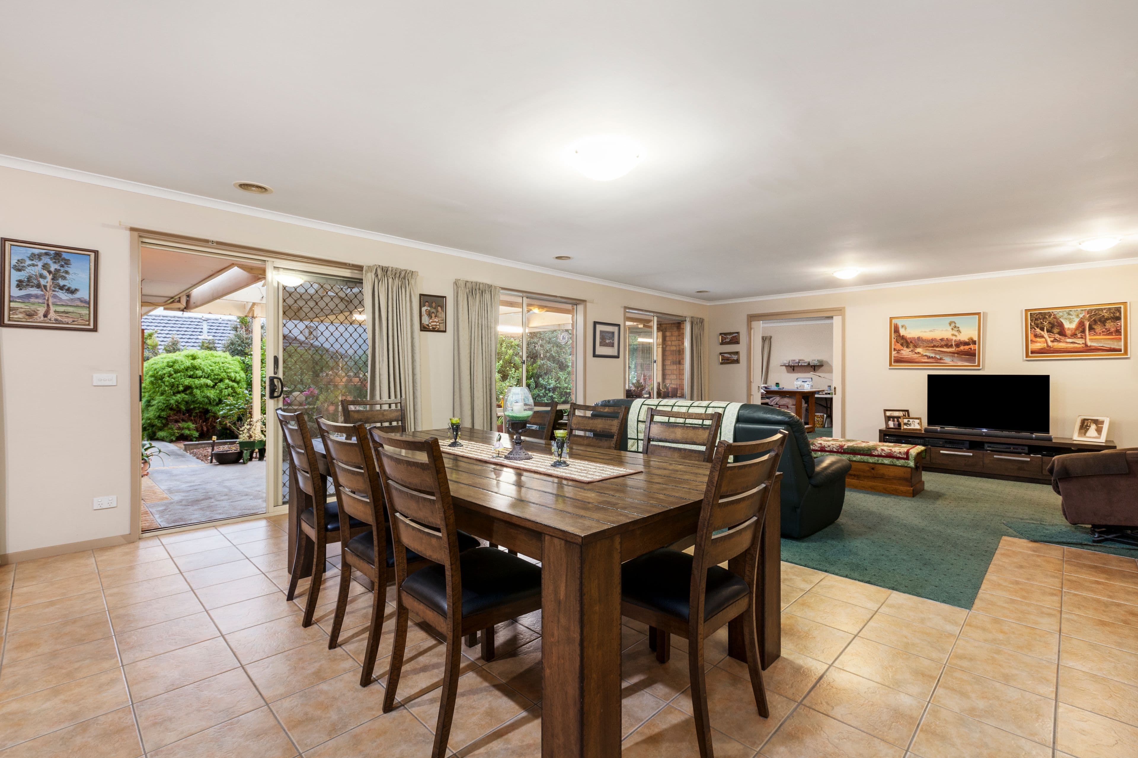 11 Thoroughbred Boulevard, Doreen VIC 3754, Doreen - Thumbnail 4
