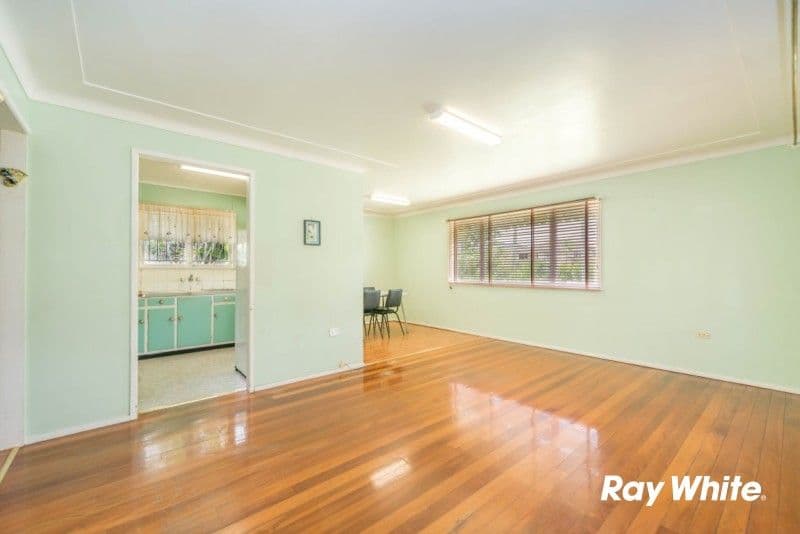 16 Caronga Street, Wavell Heights QLD 4012, Wavell Heights - Thumbnail 2