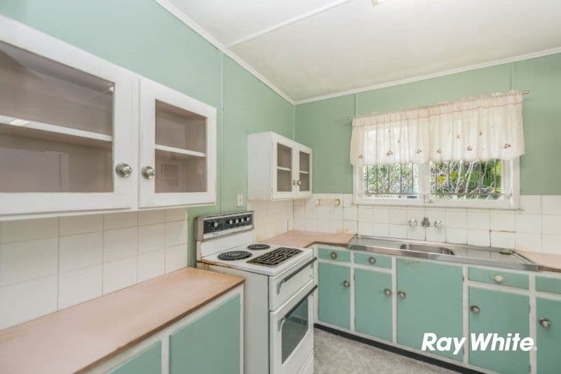 16 Caronga Street, Wavell Heights QLD 4012, Wavell Heights - Thumbnail 4