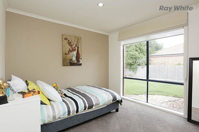 15 Dorrington Street, Point Cook VIC 3030, Point Cook - Thumbnail 8