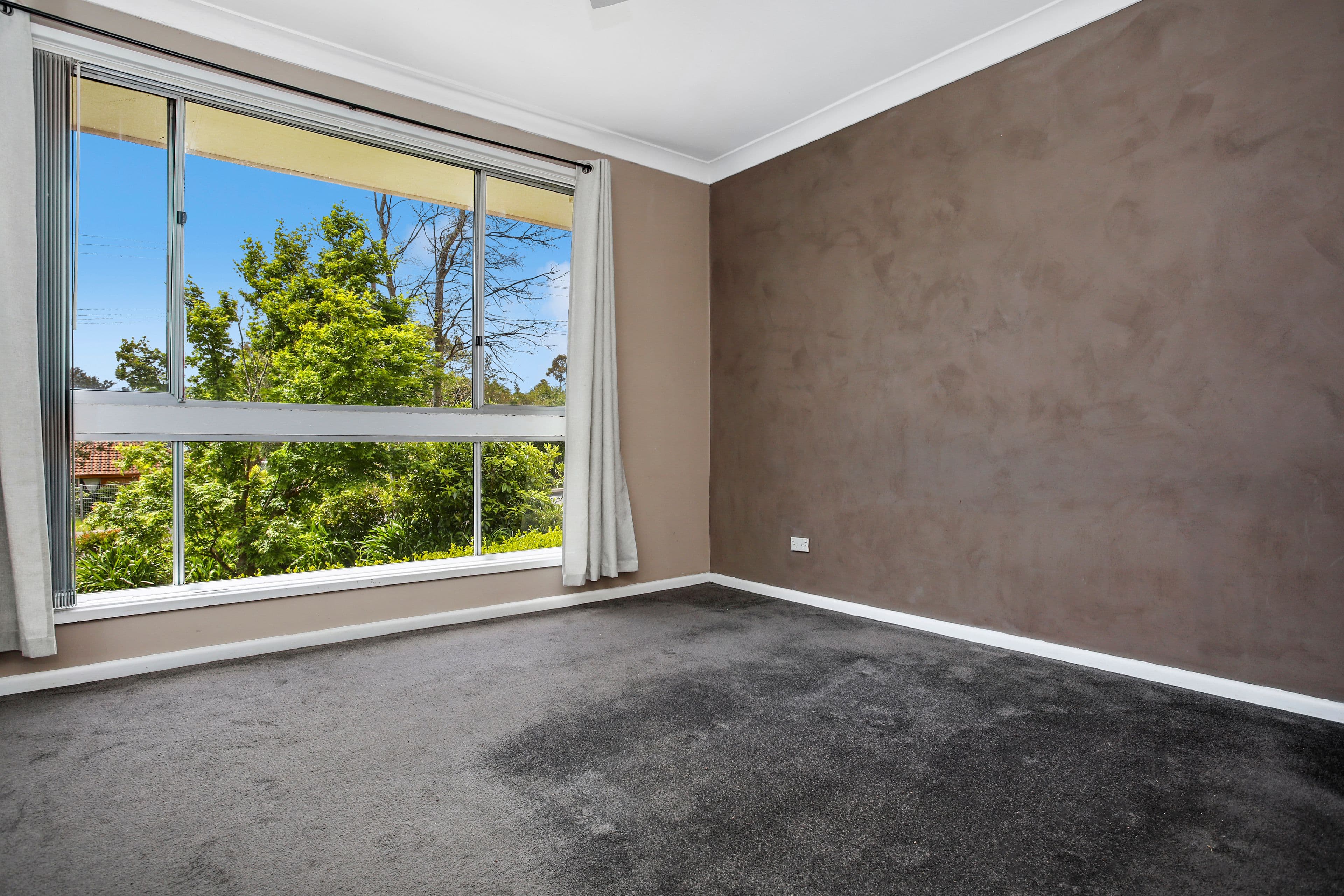13 Pearce Street, Hill Top NSW 2575, Hill Top - Thumbnail 4
