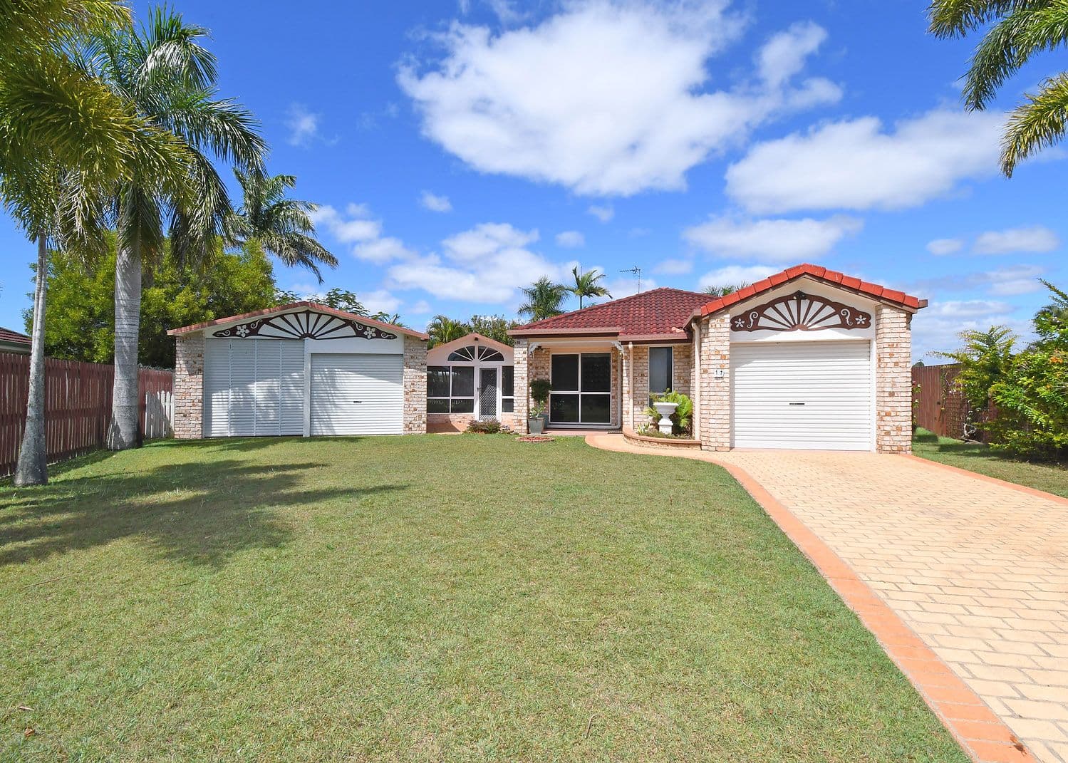 17 Magpie Court, Eli Waters QLD 4655, Eli Waters - Image 1