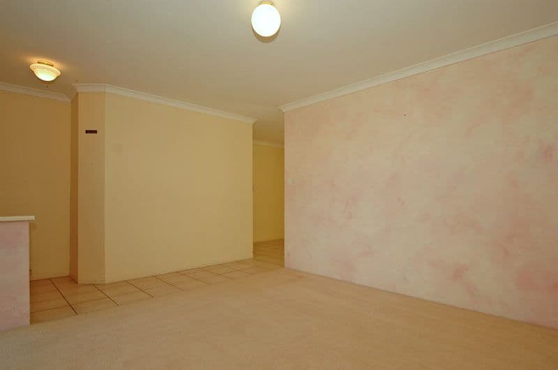 8 Romsey Grove, KIARA WA 6054, Kiara - Thumbnail 4