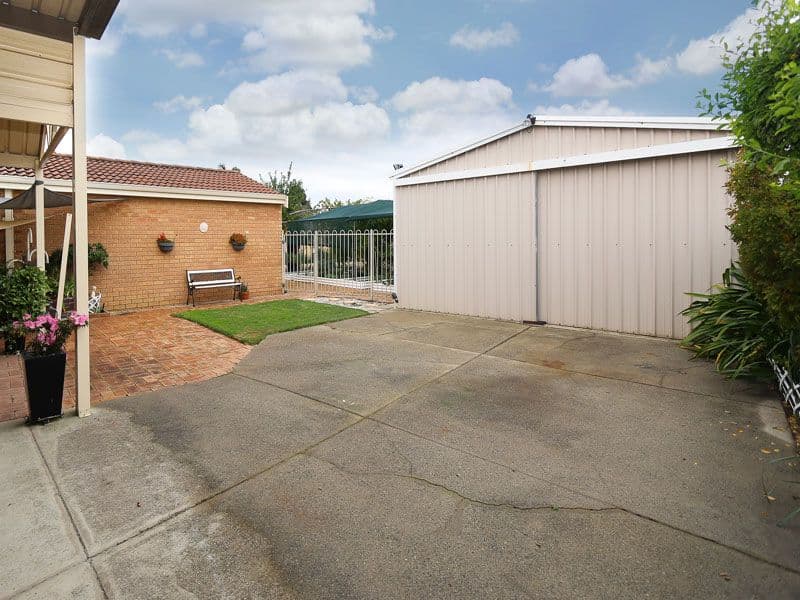 83 Greenway Avenue, Thornlie WA 6108, Thornlie - Thumbnail 2