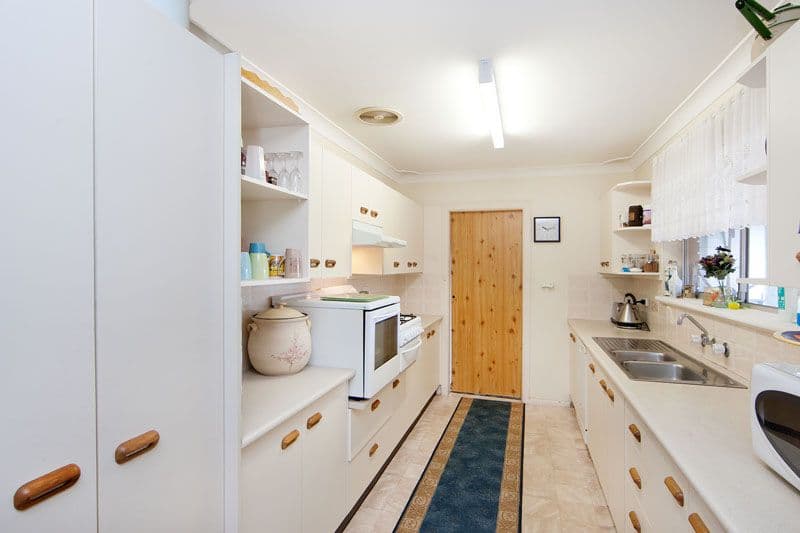 26 Armstrong Avenue, KILLARNEY VALE NSW 2261, Killarney Vale - Thumbnail 3