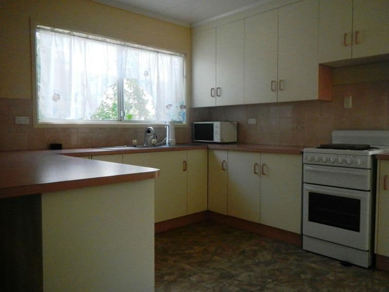 14 Hamlyn Street, Wandoan QLD 4419, Wandoan - Thumbnail 4