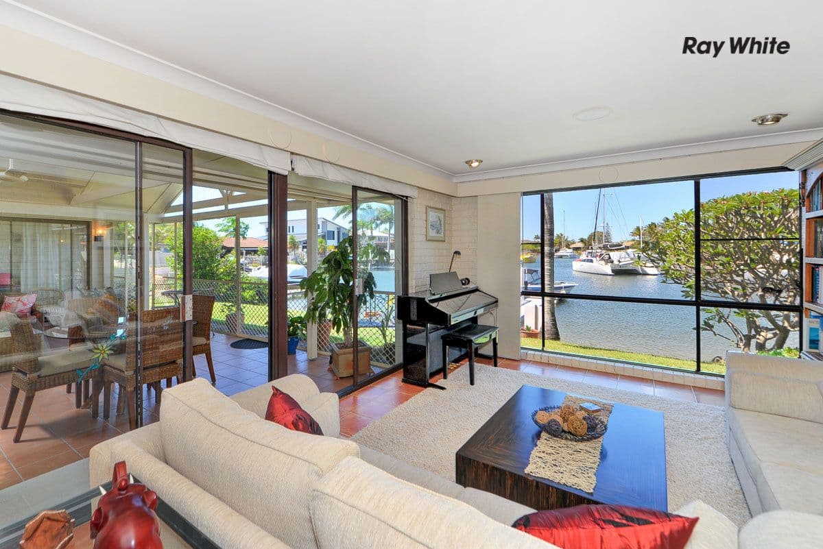 14 Hume Parade, Paradise Point QLD 4216, Paradise Point - Thumbnail 5