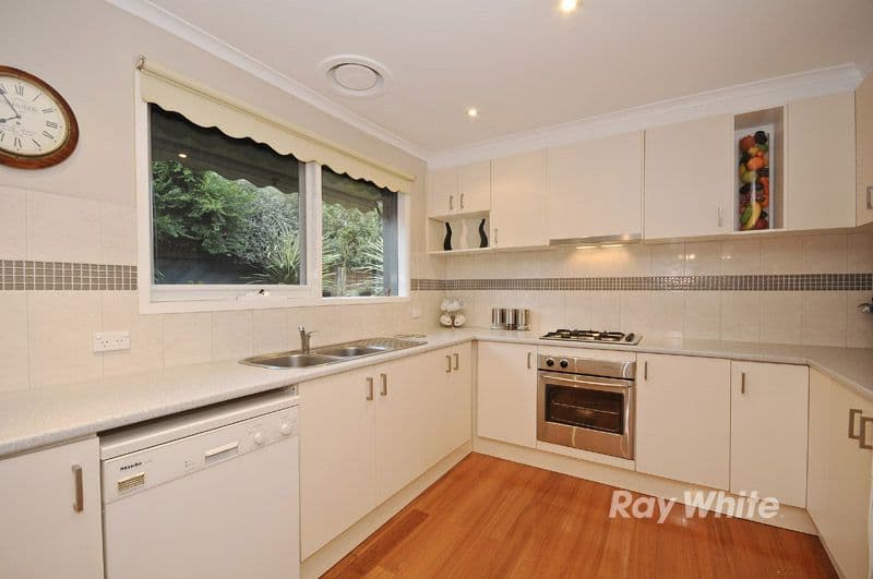 6 Welsh Court, BAYSWATER VIC 3153, Bayswater - Thumbnail 2