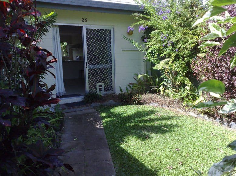12-16 Cannon Street, MANUNDA QLD 4870, Manunda - Thumbnail 2