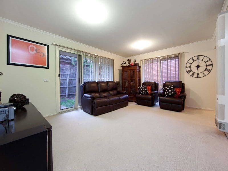19 East Road, SEAFORD VIC 3198, Seaford - Thumbnail 2