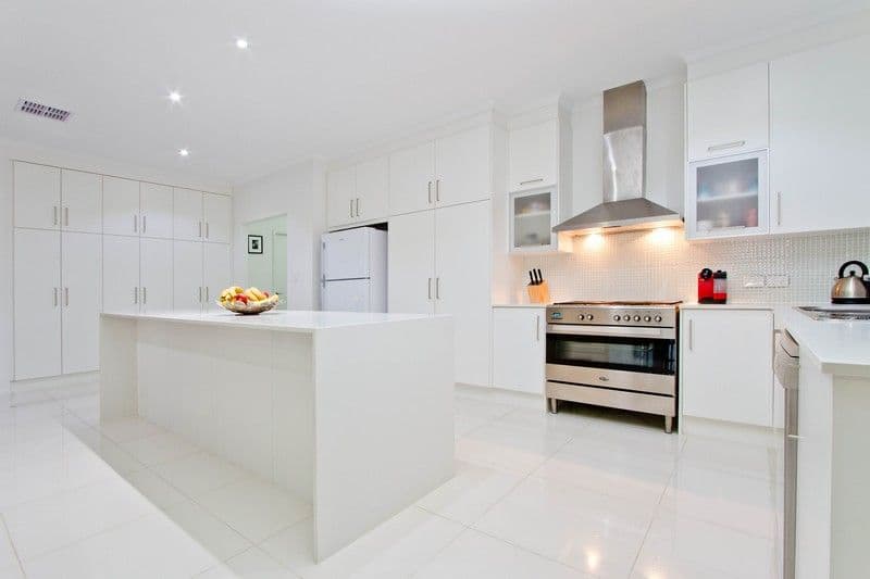 15 Lorraine Avenue, Lockleys SA 5032, Lockleys - Thumbnail 2