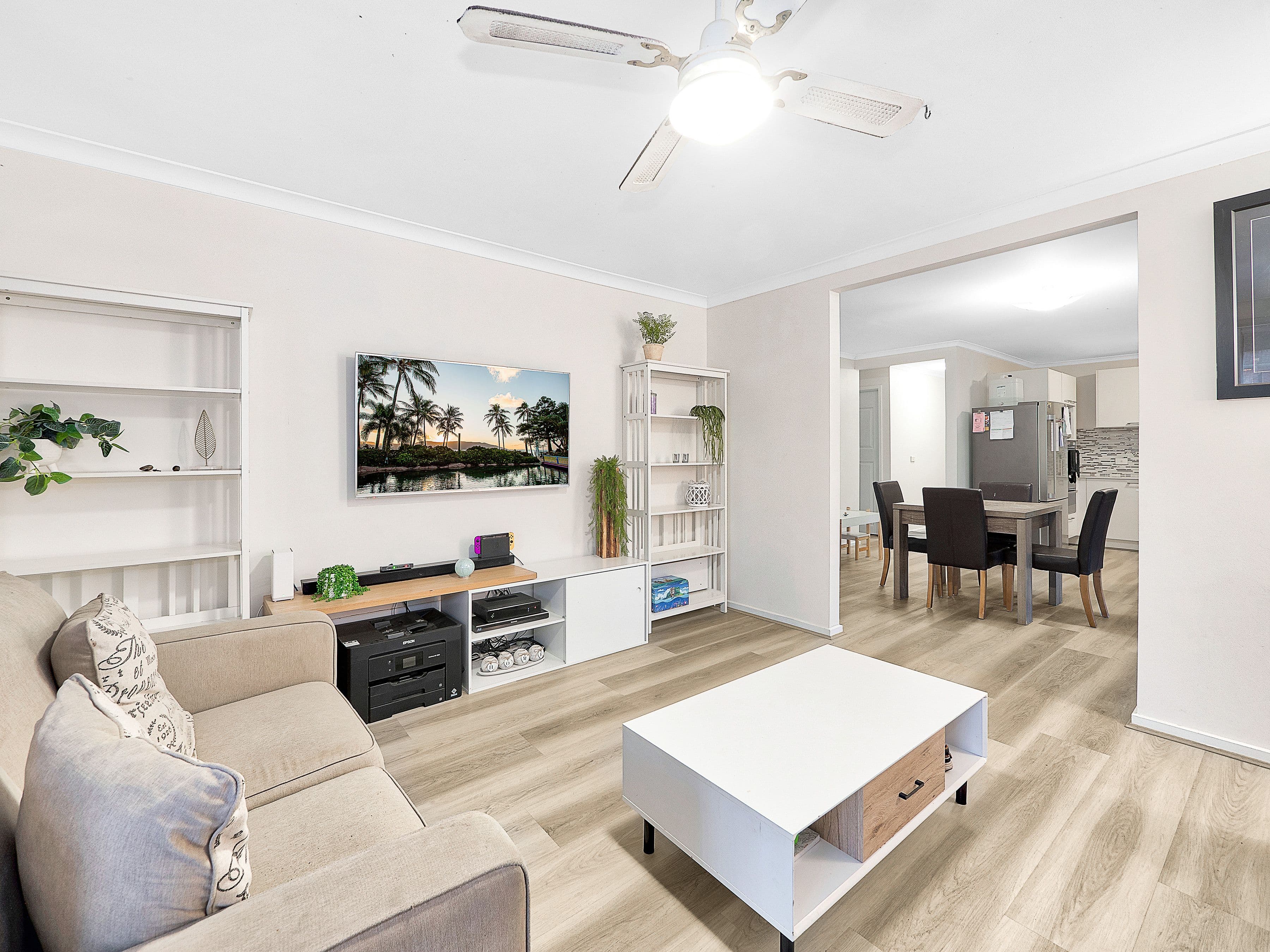 7 Maureen Close, Cranbourne West VIC 3977, Cranbourne West - Thumbnail 3