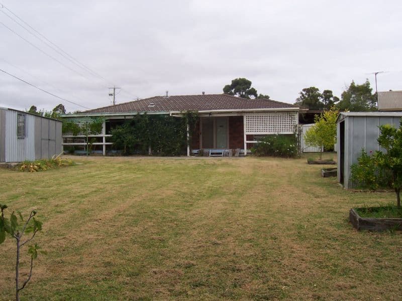 101 Willow Drive, HAMPTON PARK VIC 3976, Hampton Park - Thumbnail 2