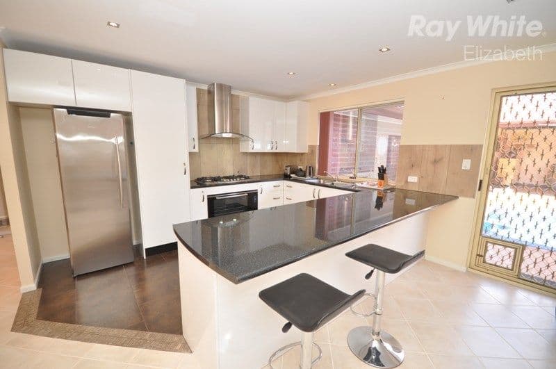 14 Somerset Grove, Craigmore SA 5114, Craigmore - Thumbnail 8