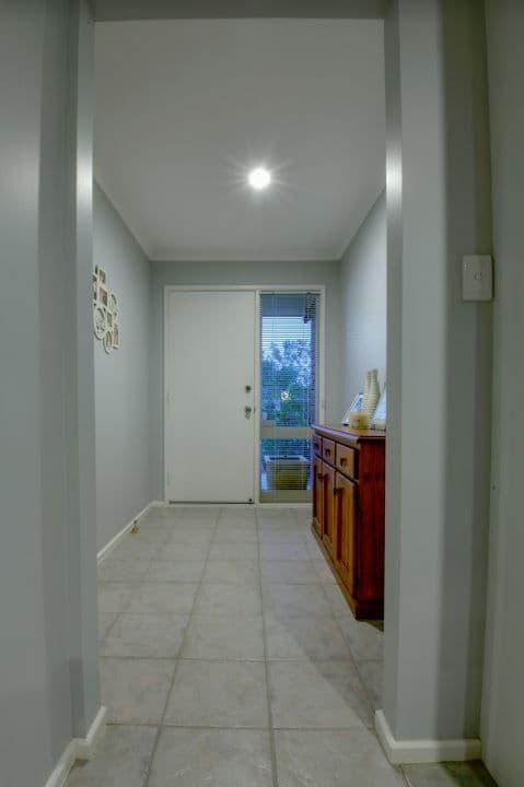 6 Simmons Crescent, Port Augusta West SA 5700, Port Augusta West - Thumbnail 4