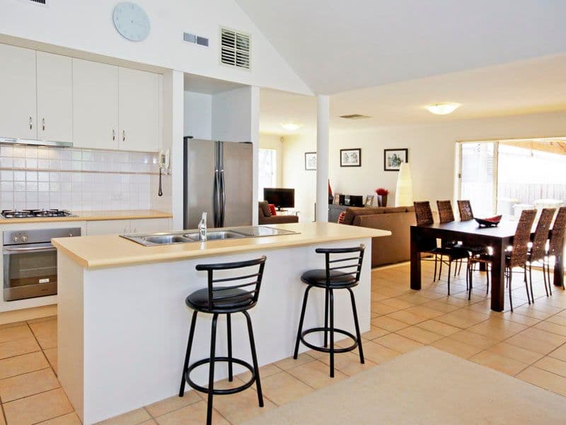 21 Meadowvale Drive, GROVEDALE VIC 3216, Grovedale - Thumbnail 5