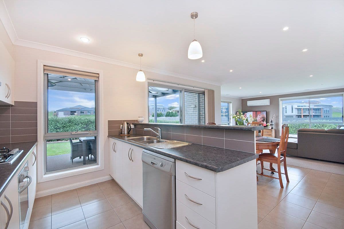 44 Cherlin Drive, WARRNAMBOOL VIC 3280, Warrnambool - Thumbnail 4