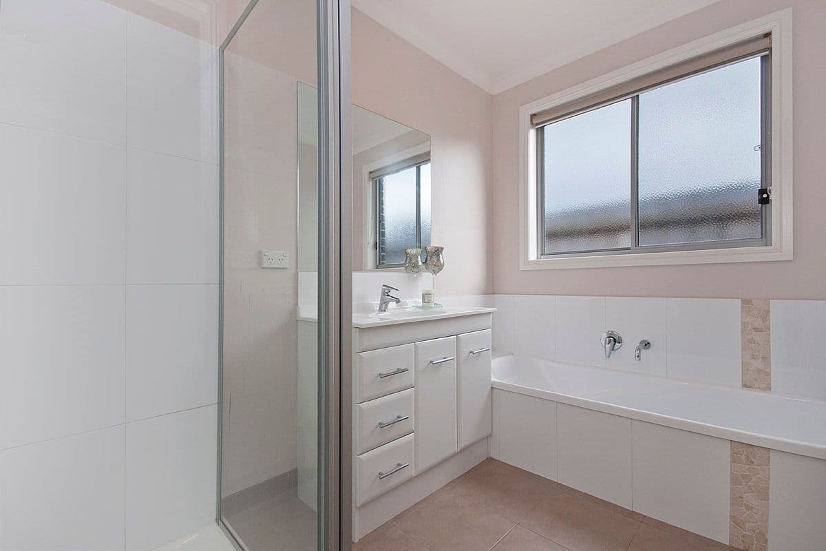 44 Cherlin Drive, WARRNAMBOOL VIC 3280, Warrnambool - Thumbnail 5