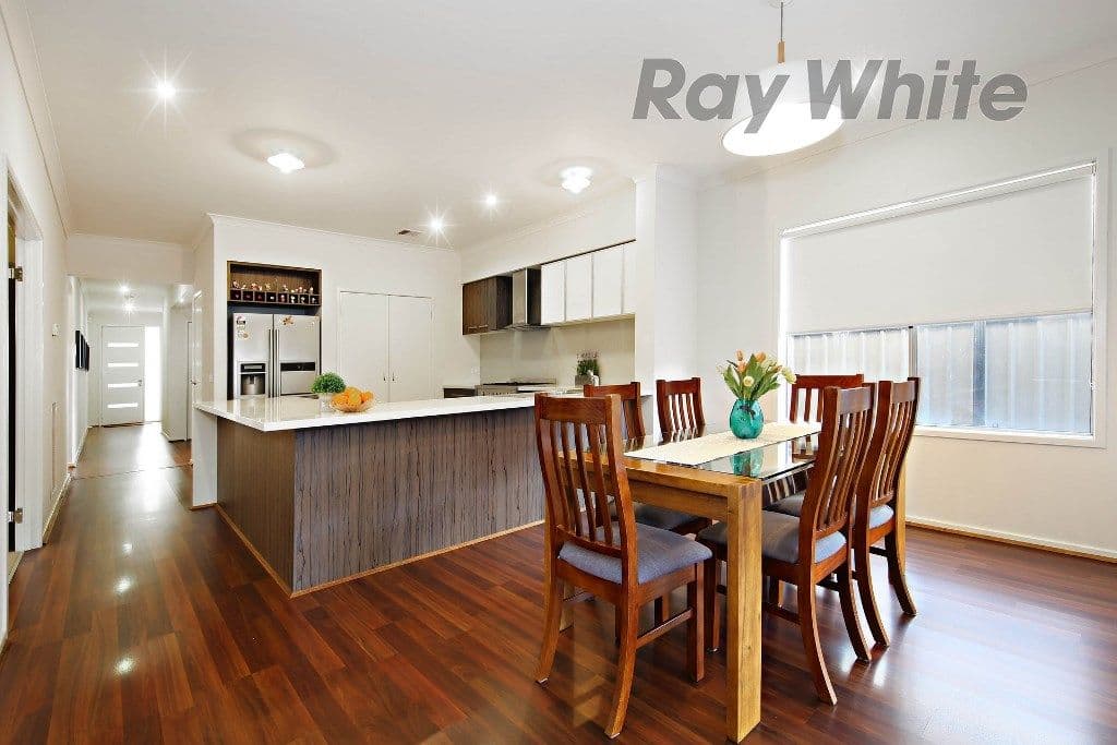17 Victorking Drive, Point Cook VIC 3030, Point Cook - Thumbnail 2