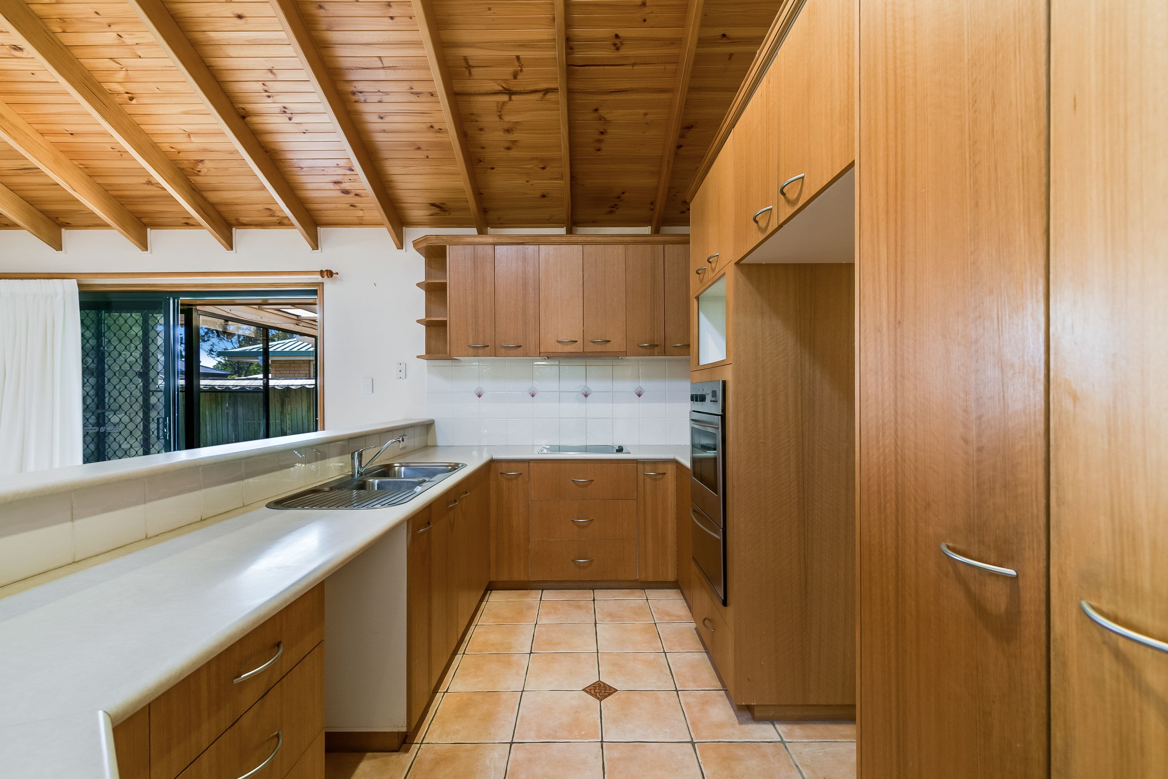 33 Audrey Court, Middle Ridge QLD 4350, Middle Ridge - Thumbnail 4
