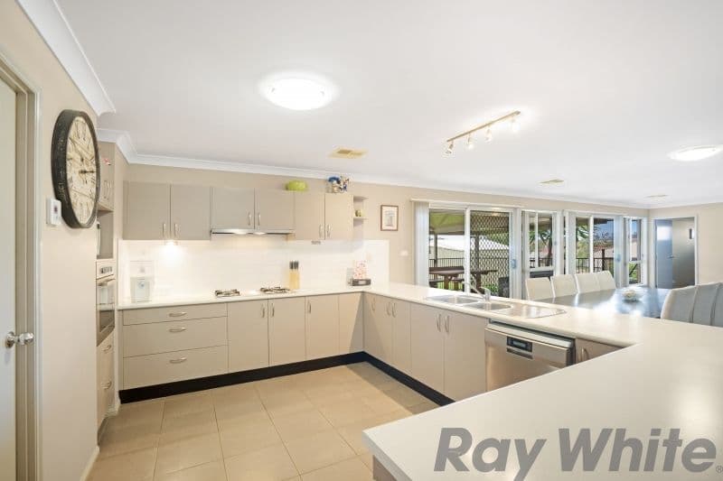 229 Denton Park Drive, Aberglasslyn - Thumbnail 4