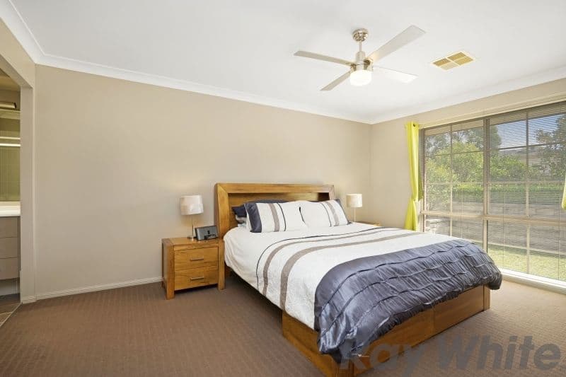 229 Denton Park Drive, Aberglasslyn - Thumbnail 5