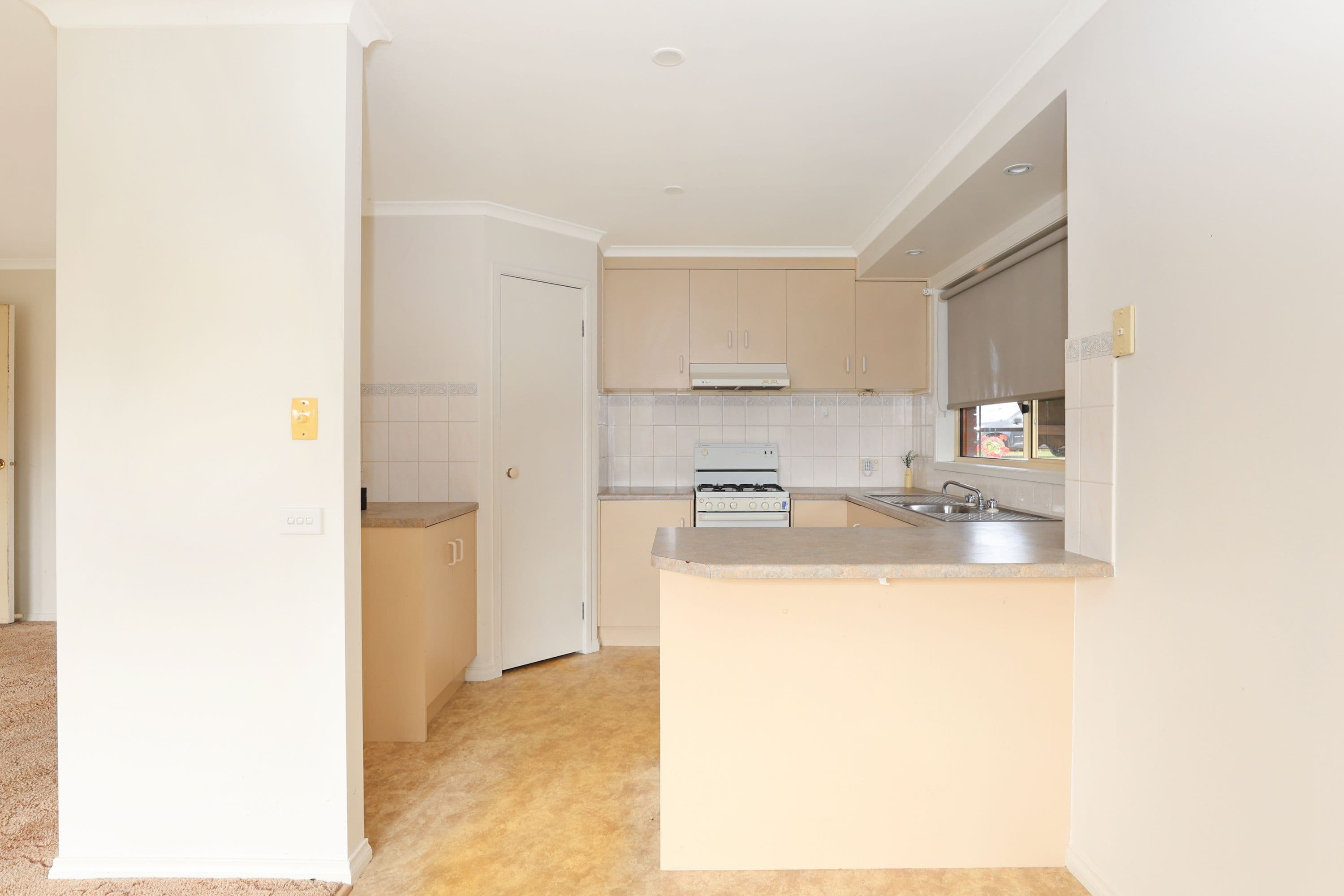 11 Silvester Street, Cobden VIC 3266, Cobden - Thumbnail 4