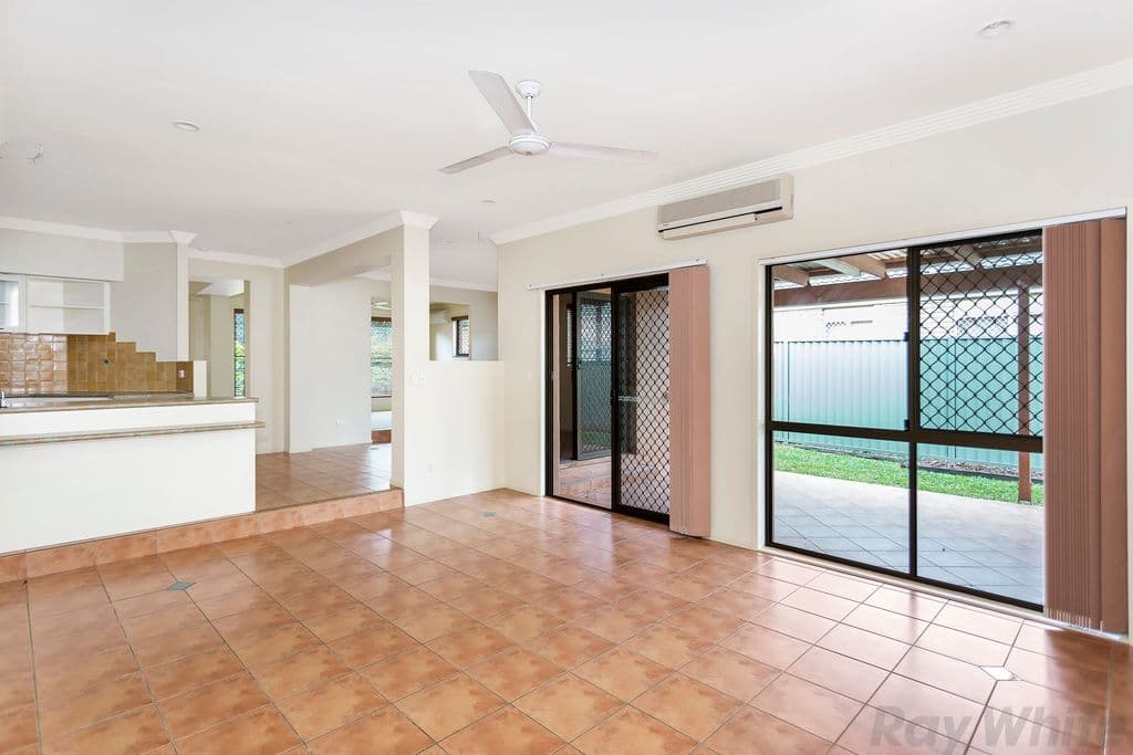 8 Amanda Place, Bridgeman Downs QLD 4035, Bridgeman Downs - Thumbnail 6