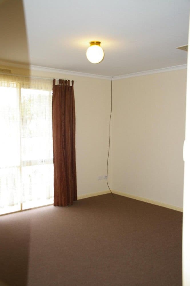 12 Ogilvy Street, RENMARK SA 5341, Renmark - Thumbnail 2