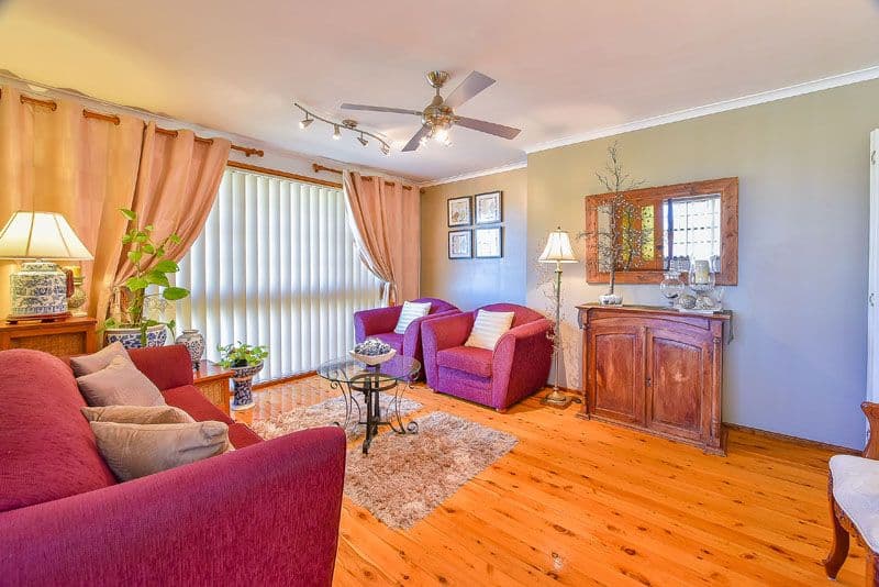 2 Cranberry Street, Macquarie Fields NSW 2564, Macquarie Fields - Thumbnail 2
