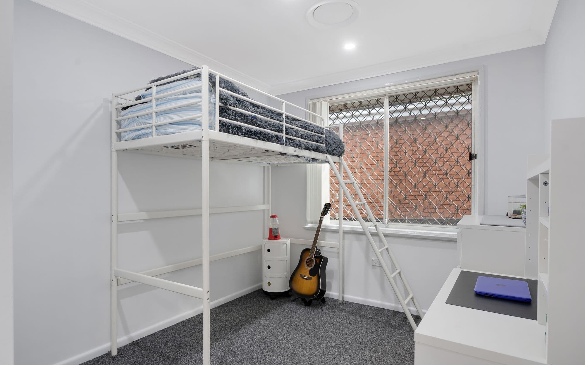 98 Macquarie Avenue, Campbelltown NSW 2560, Campbelltown - Thumbnail 7