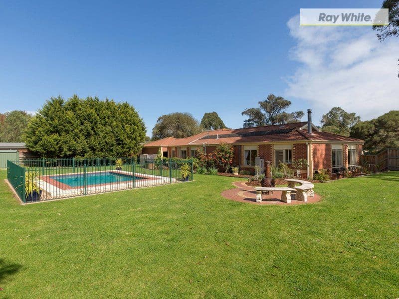 11 Cleek Crescent, ROSEBUD VIC 3939, Rosebud - Thumbnail 2