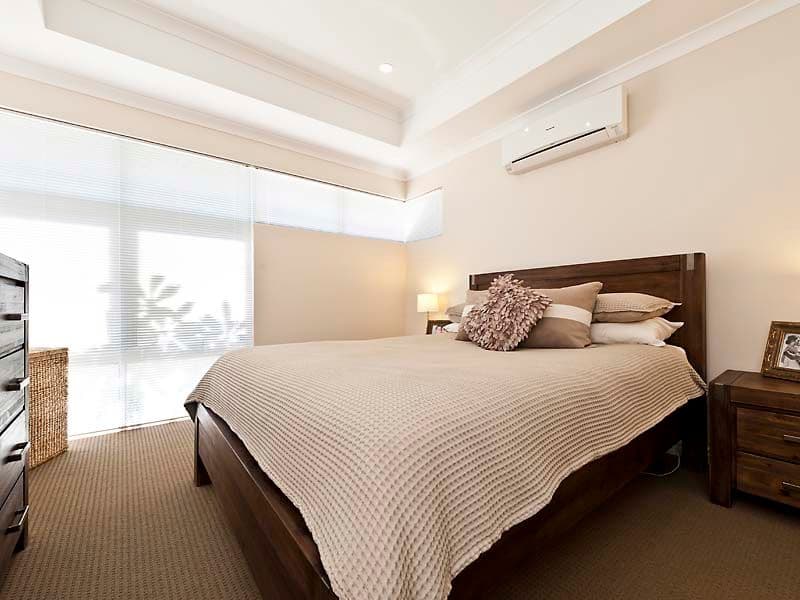 5 Barton Loop, PIARA WATERS WA 6112, Piara Waters - Thumbnail 2