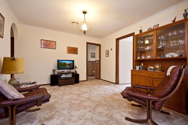 35  Sheraton Cresent, FERNTREE GULLY VIC 3156, Ferntree Gully - Thumbnail 3