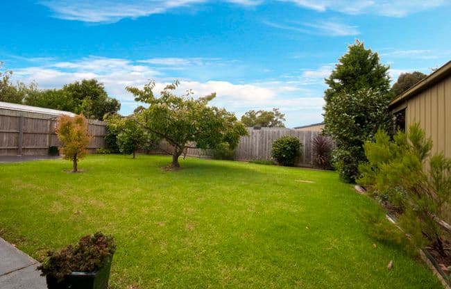 35  Sheraton Cresent, FERNTREE GULLY VIC 3156, Ferntree Gully - Thumbnail 7