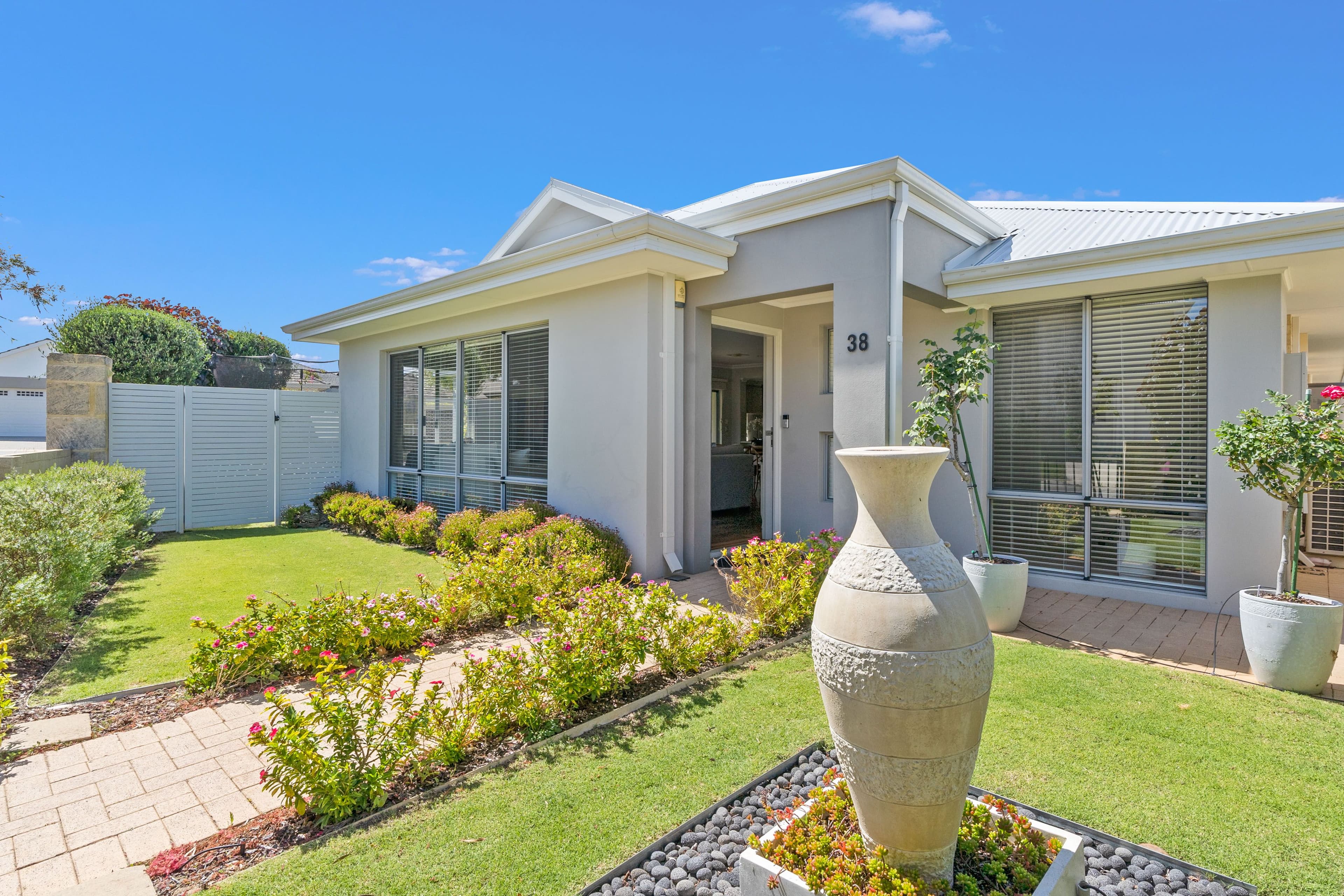 38 Garners Way, Burns Beach WA 6028, Burns Beach - Thumbnail 2