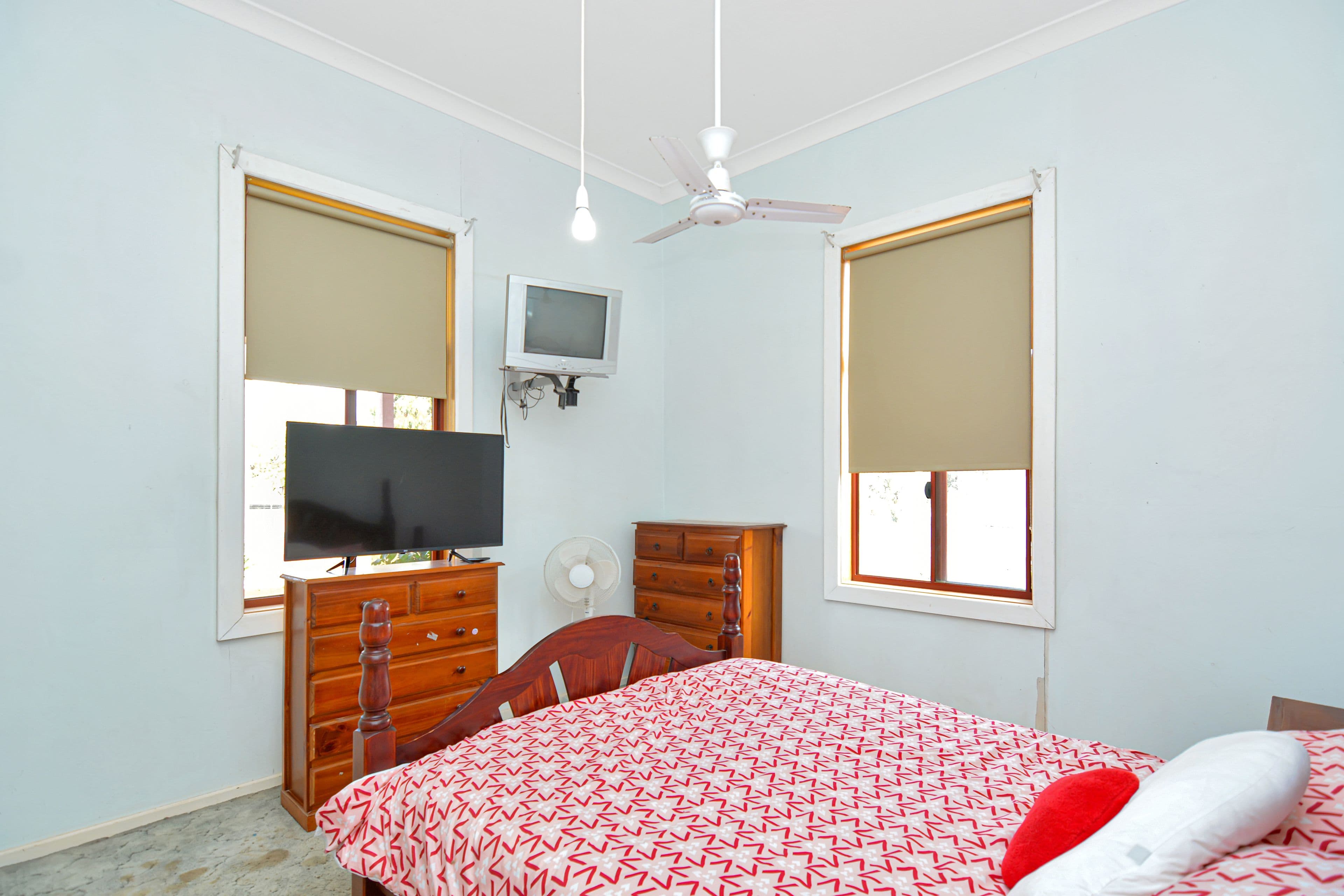 8 Emmett Street, Ouyen VIC 3490, Ouyen - Thumbnail 6