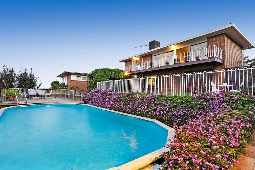 22 Challambra Crescent, Highton VIC 3216, Highton - Thumbnail 2