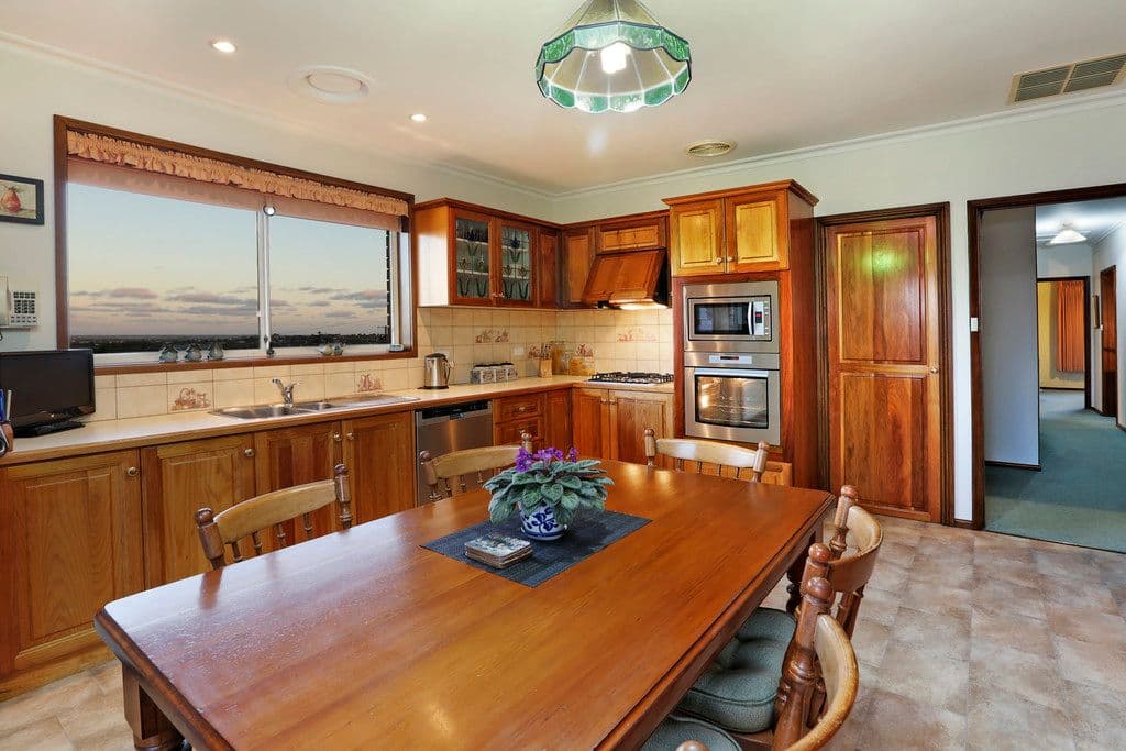 22 Challambra Crescent, Highton VIC 3216, Highton - Thumbnail 5
