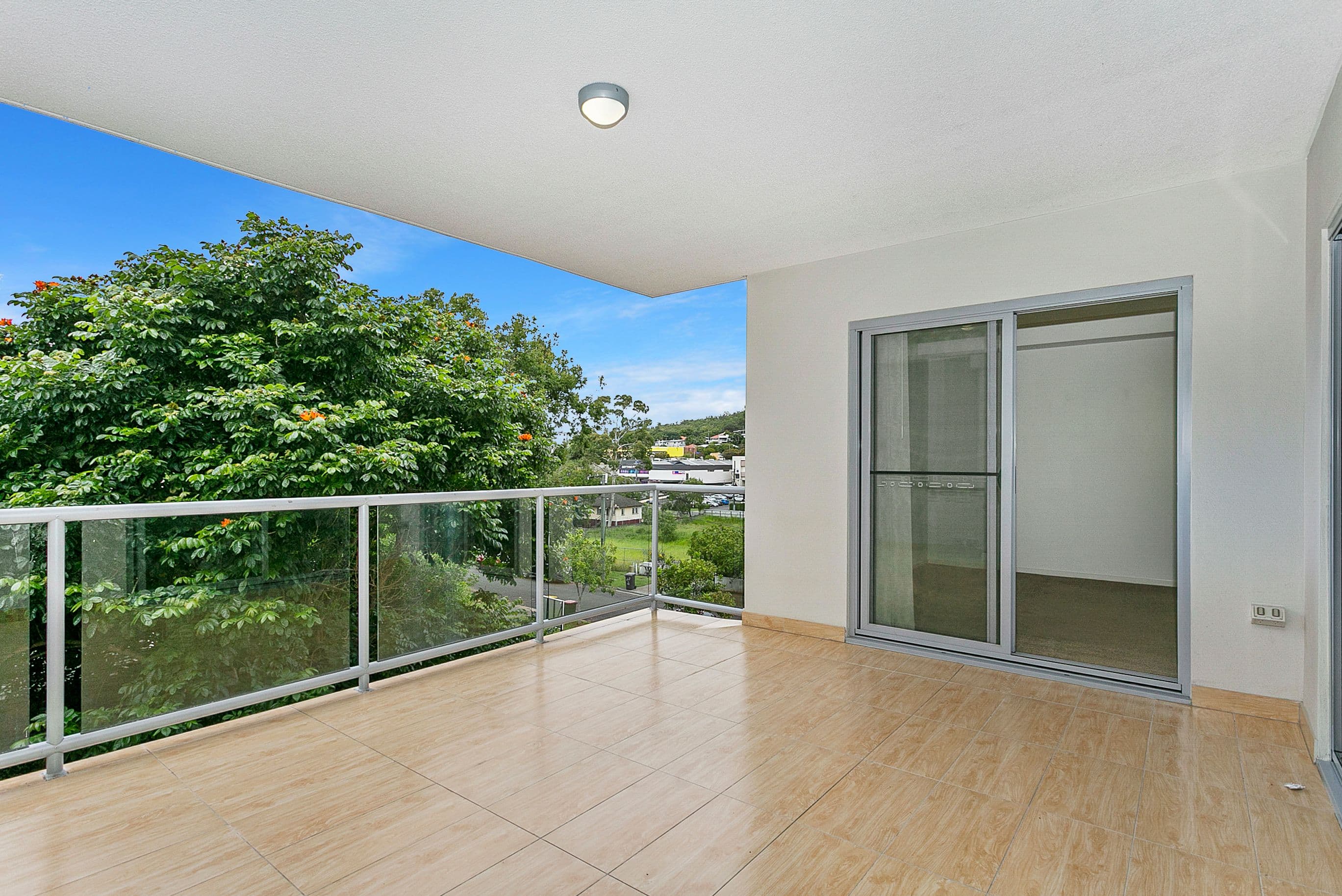 25 Selborne Street, Mount Gravatt East QLD 4122, Mount Gravatt East - Thumbnail 2